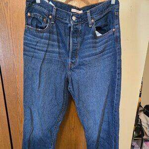 Levis Ribcage Straight Ankle Jeans